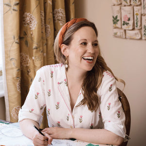 Weezie Hype Girls: Isla Simpson