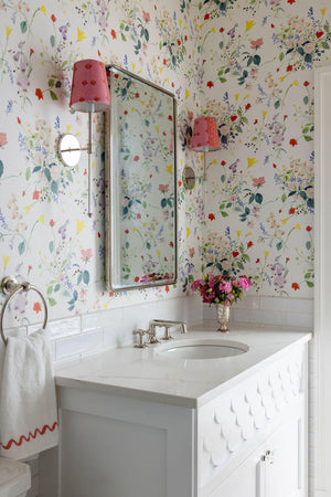 Bathroom Diaries: Annie Delaporte