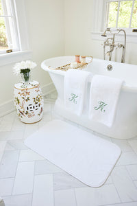 Bathroom Diaries: Monica Lavin