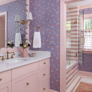 Bathroom Diaries with Alexis Warren