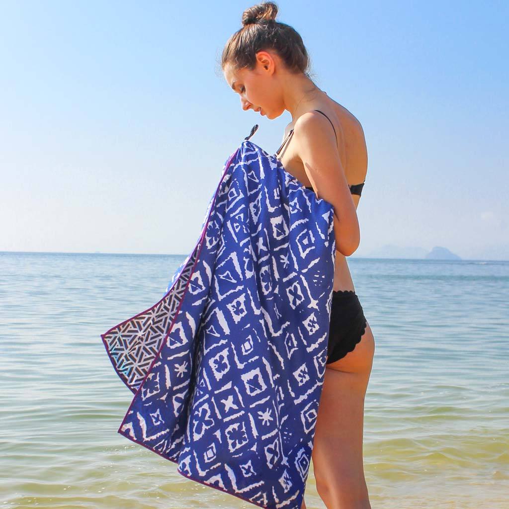 Sand-Free Photo Print Waffle Large Microfiber Beach Towel for Travel